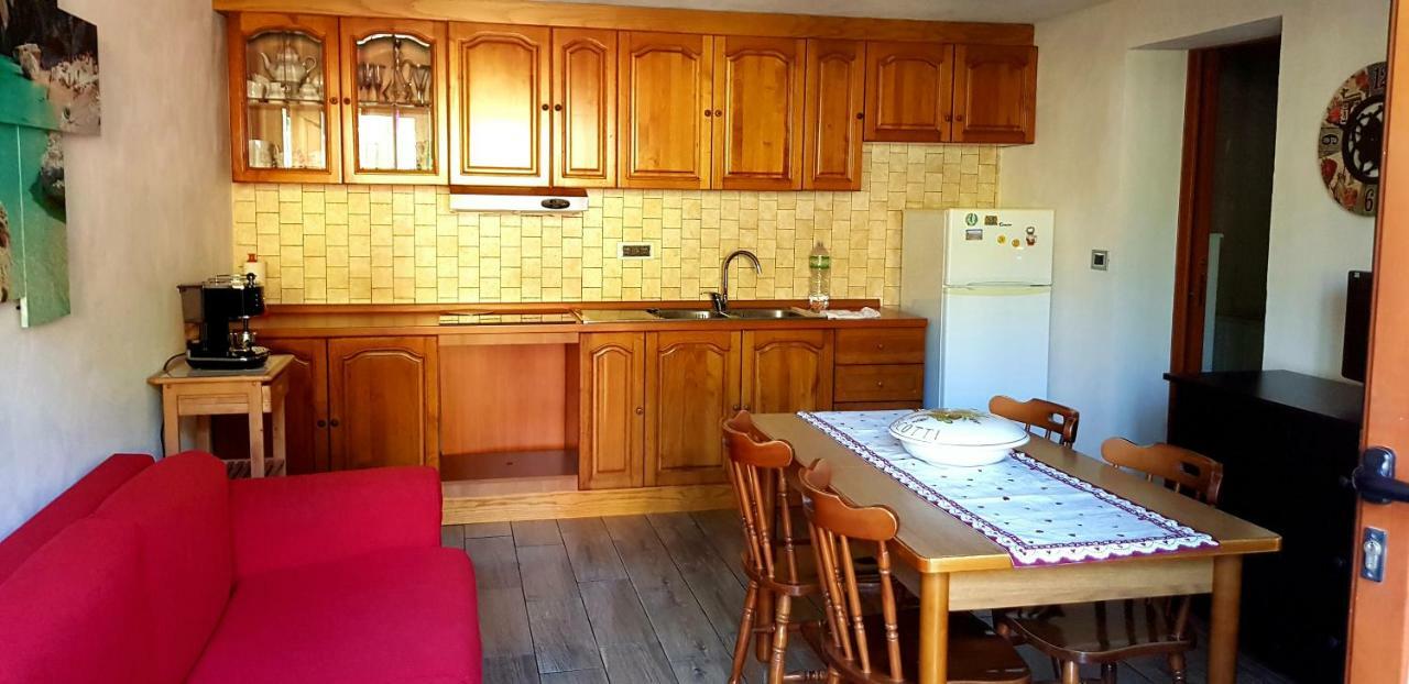 Appartamento Porto Frailis 托尔托利 外观 照片